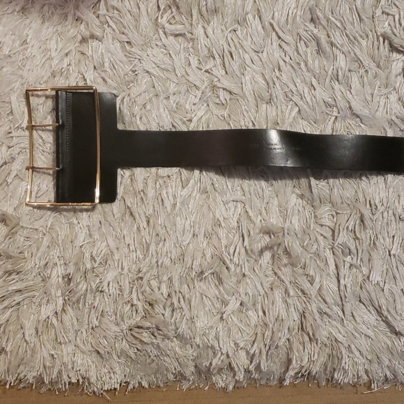 SOLD. Authentic Gianfranco Ferre big buckle belt - Picture 10 of 11